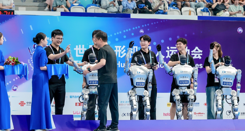 2025世界人形機(jī)器人運(yùn)動(dòng)會(huì)，山東優(yōu)寶特交卷！